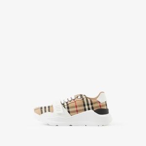 Burberry Regis Sneakers